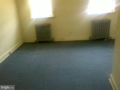 3715 Woodridge Rd, Baltimore, MD 21229 - photo 6