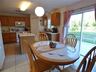 Breakfast area - sliding door out to patio
