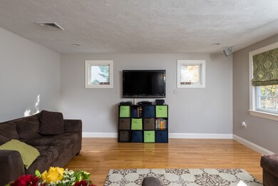 47 Spring St, Weymouth, MA 02188 - photo 4