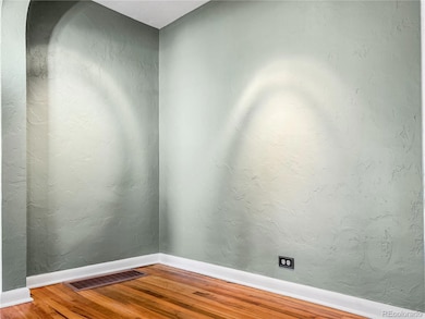 4624 S Logan St, Englewood, CO 80113 - photo 5