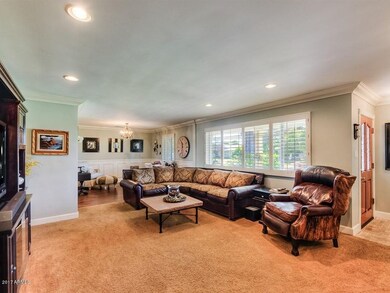 002_Living Room ~ Entry