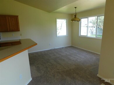 448 Fall Dr, Nampa, ID 83686 - photo 4