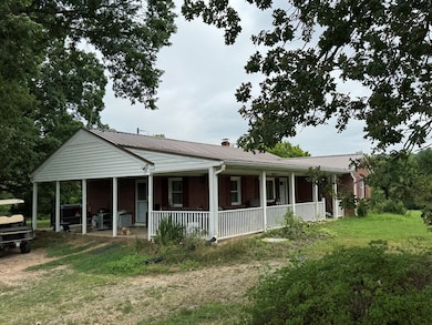 9891 Baskerville Rd, Baskerville, VA 23915 - photo 3