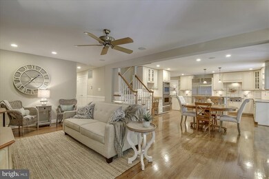 9904 Hall Rd, Potomac, MD 20854 - photo 3