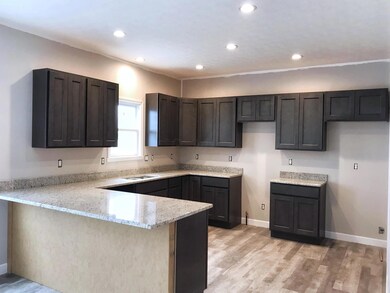 105 Honeysuckle Ln, Thornville, OH 43076 - photo 4