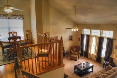 1531 Horseshoe Dr, Raymore, MO 64083 - photo 4