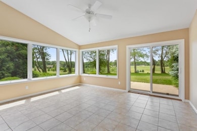 2998 W Palmer Ave, La Porte, IN 46350 - photo 6