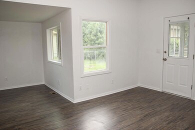 Living Room.Dining Area