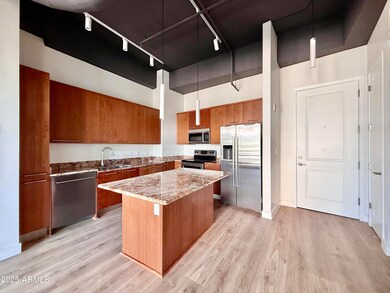 1 E Lexington Ave unit 305, Phoenix, AZ 85012 - photo 4