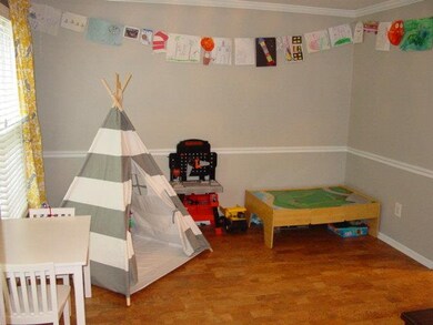 8022 Lakeview Ave, Lenexa, KS 66219 - photo 5