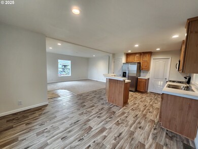 18780 S Central Point Rd unit 37, Oregon City, OR 97045 - photo 6