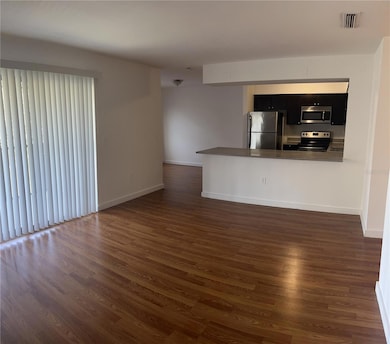 13300 Walsingham Rd unit 6, Largo, FL 33774 - photo 2