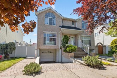 38 Sharrotts Rd, Staten Island, NY 10309 - photo 3