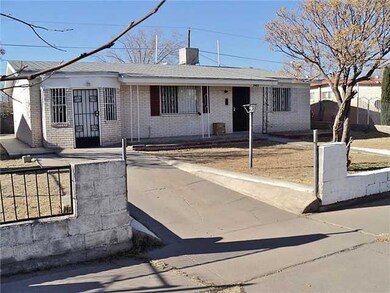 305 Mariana Cir, El Paso, TX 79915 - photo 2