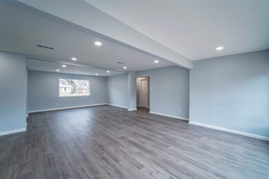 605 Woodcrest Dr, Hurst, TX 76053 - photo 6