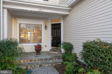 1817 Hyden Place, Woodbridge, VA 22191 - photo 3