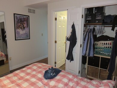 7 Henchman St unit 502, Boston, MA 02113 - photo 6