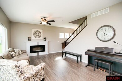 133 Timberwolf Ct, Mankato, MN 56001 - photo 5