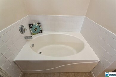 508 Camden Cove Cir, Calera, AL 35040 - photo 7