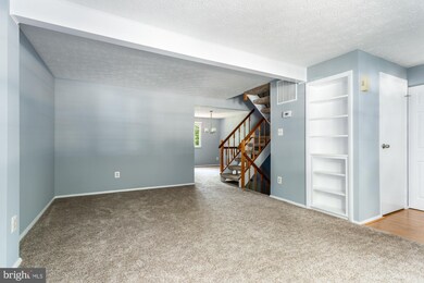 11523 Underoak Ct, Reston, VA 20191 - photo 4