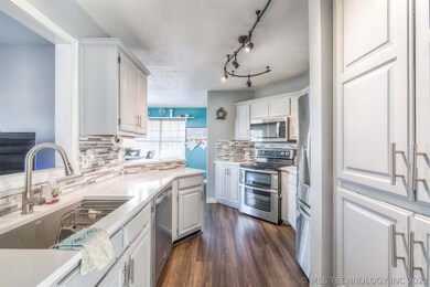 1489 E 137th Place, Glenpool, OK 74033 - photo 6