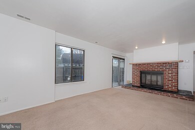 10916 Trotting Ridge Way, Columbia, MD 21044 - photo 7