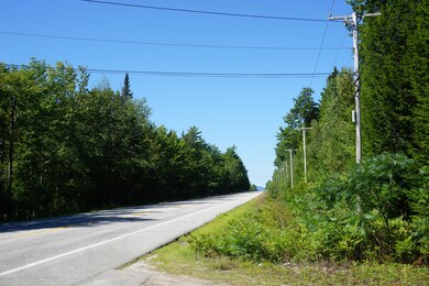 Main Rd heading to Harrison village