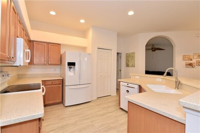 This kitchen is a chef's delight.