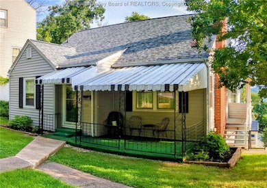 715 Bauer Ave, Charleston, WV 25302 - photo 2