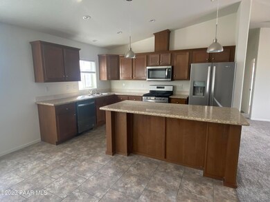 24150 N Marblehead Ave, Paulden, AZ 86334 - photo 4