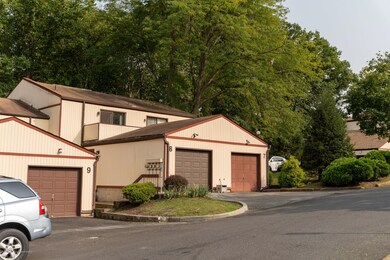 8 Ellen Heath Dr Old Bridge NJ-1