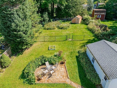 401 Merrill Crest Dr, Madison, WI 53705 - photo 7