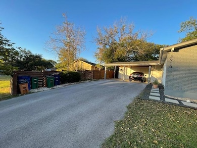 2910 Pecan Springs Rd unit A, Austin, TX 78723 - photo 4