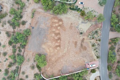 Lot Photo