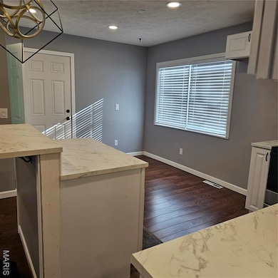 1205 Sir Lancelot Ln, Godfrey, IL 62035 - photo 7