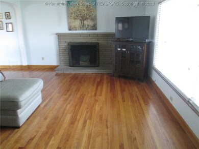 116 Litton Heights, Scott Depot, WV 25560 - photo 3