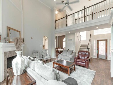 8015 Oakwood Garden St, Houston, TX 77040 - photo 4