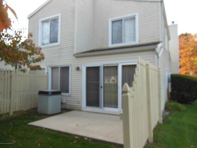 37 Greenwood Dr, Freehold, NJ 07728 - photo 2