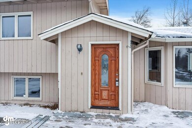 02-Front Exterior_KC_02614