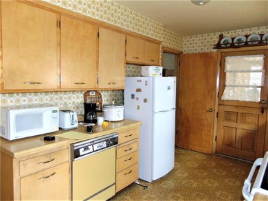 1019 9th St S, La Crosse, WI 54601 - photo 7
