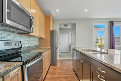 301 Zephyr Rd, Williston, VT 05495 - photo 3