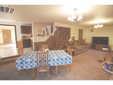 12575 SW Edgewood St, Portland, OR 97225 - photo 4