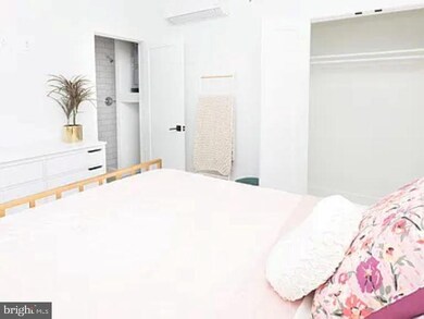 1719 Eastern Ave unit 4B, Baltimore, MD 21231 - photo 5