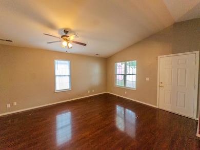 Moore_BransonMo_100225-5