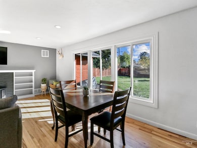 4915 W Spaulding St, Boise, ID 83705 - photo 6