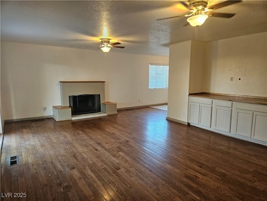 2836 Alcoa Ave, Las Vegas, NV 89102 - photo 3