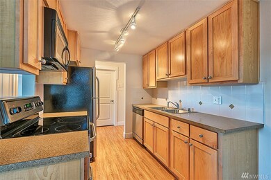 8017 234th St SW unit 303, Edmonds, WA 98026 - photo 5