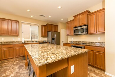 1073 W Caroline Ln-14