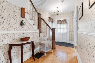 26 Farragut Ave, Medford, MA 02155 - photo 3