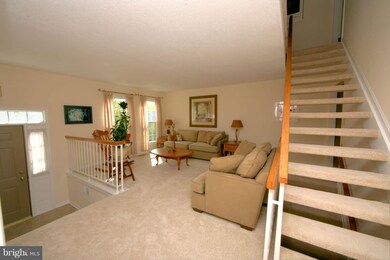 14756 Mcknew Rd, Burtonsville, MD 20866 - photo 4